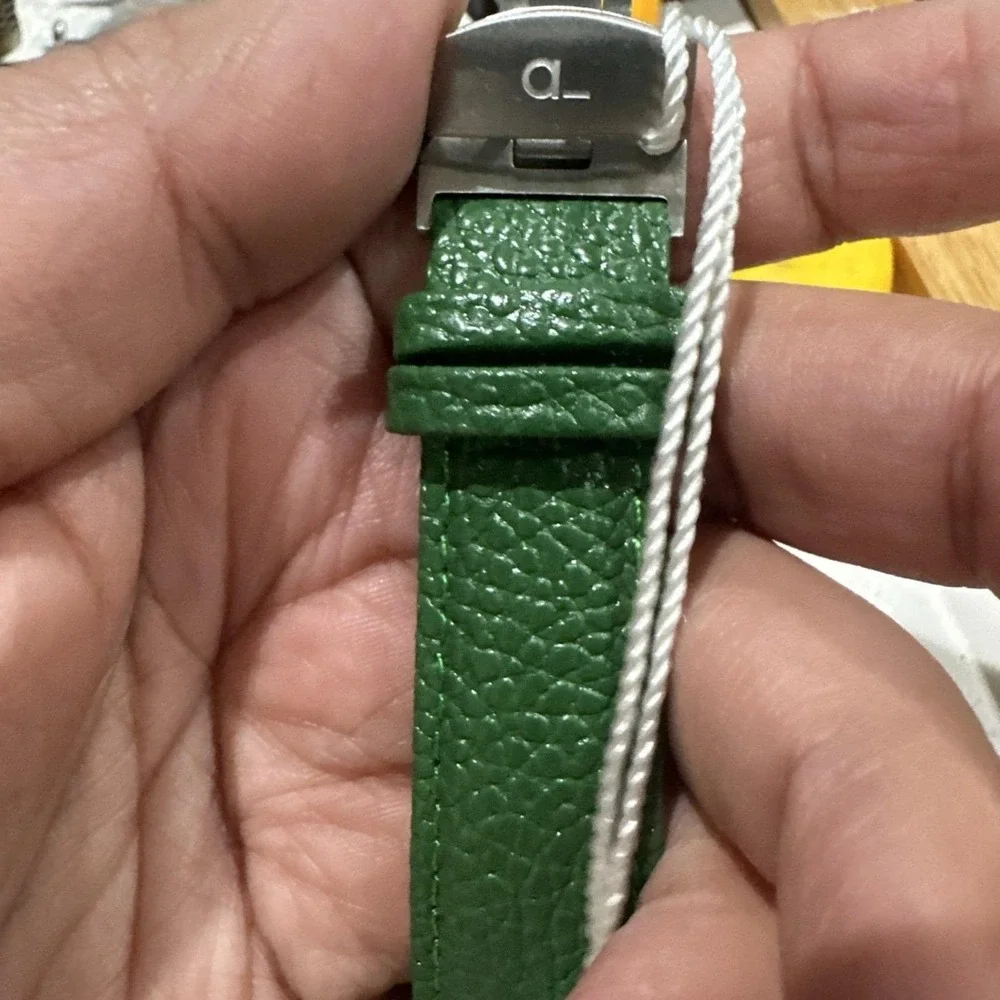 Works A Line Womens Watch Green Leather Strap Silver Tone 42mm Fit 8 -Never Worn